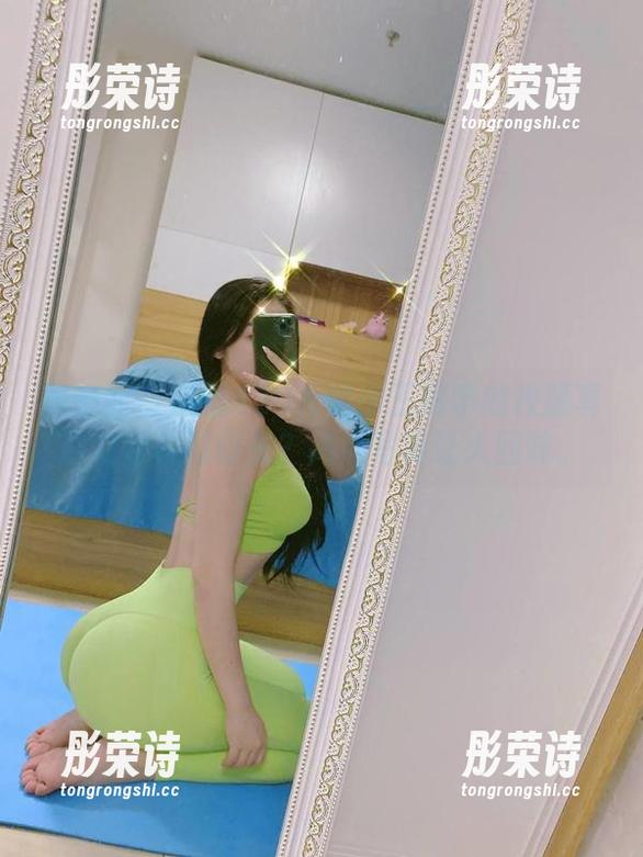 微密圈 - 难道120斤的小王同学的校服真能勾起校园时光？高清写真让人回味。