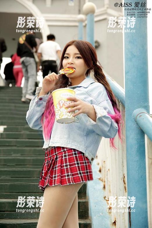 AISS爱丝(黄金版) - 亚美依的图集里最新体操服亮相，完全是品位与优雅的结合，真有她自己的风格。