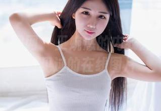 GIRLT果团网 - 王婉悠的内衣秀：你可能没见过的在线图片