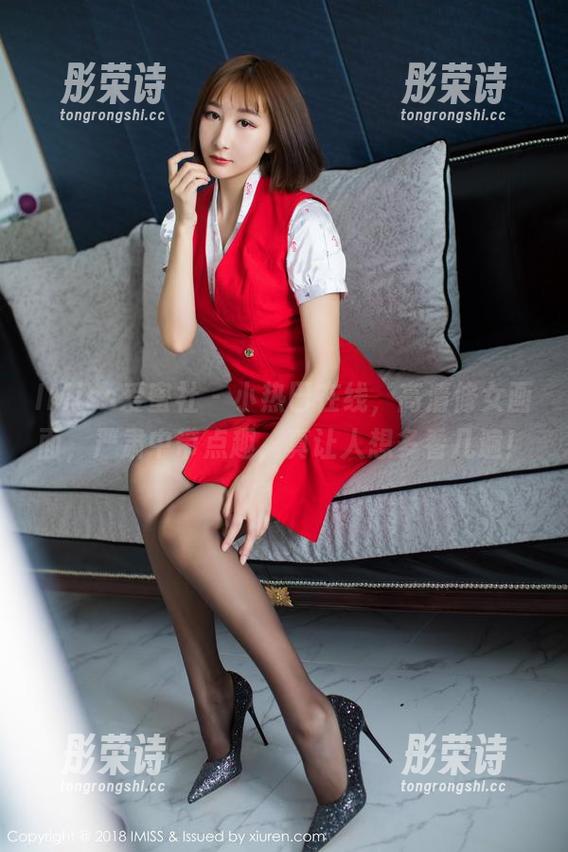 IMiss爱蜜社 - 小热巴在线，高清修女画面，严肃中带点趣，真让人想多看几遍！