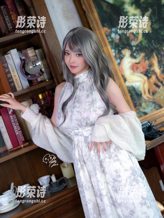 Machi马吉独家奉上：一张图册，温泉让她的cos更添一份懒洋洋的性感。