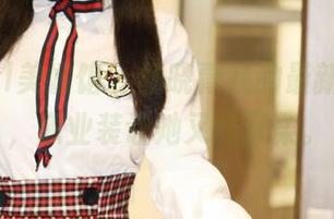 MyGirl美媛馆 - 杨晓青儿的最新写真集，职业装让她又酷又柔。
