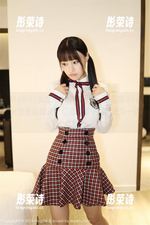 MyGirl美媛馆-田芯娜Angel MyGirl美媛馆 - 作品回顾:田芯娜Angel的圣诞时光,灯光闪烁中我也想当一颗小球。