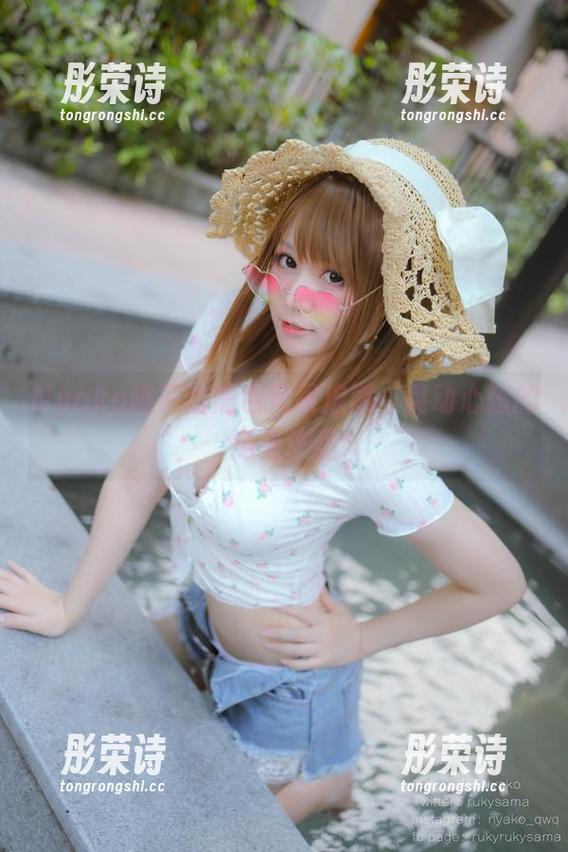 Nyako喵子的黑色透明浪潮：晃动心弦的免费作品