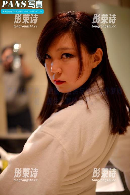 PANS写真-金熙 PANS写真 - 更新:金熙与她的女仆梦同框,捉住了我的目光。