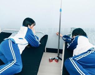福利来了，Sonson(손손)的比基尼写真，完美填补我的“身材羡慕症”。