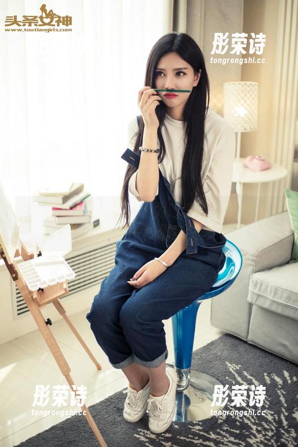 TouTiao头条女神-李丽莎 TouTiao头条女神 - 为啥李丽莎的旗袍美图合集能让人一秒化身文艺青年?