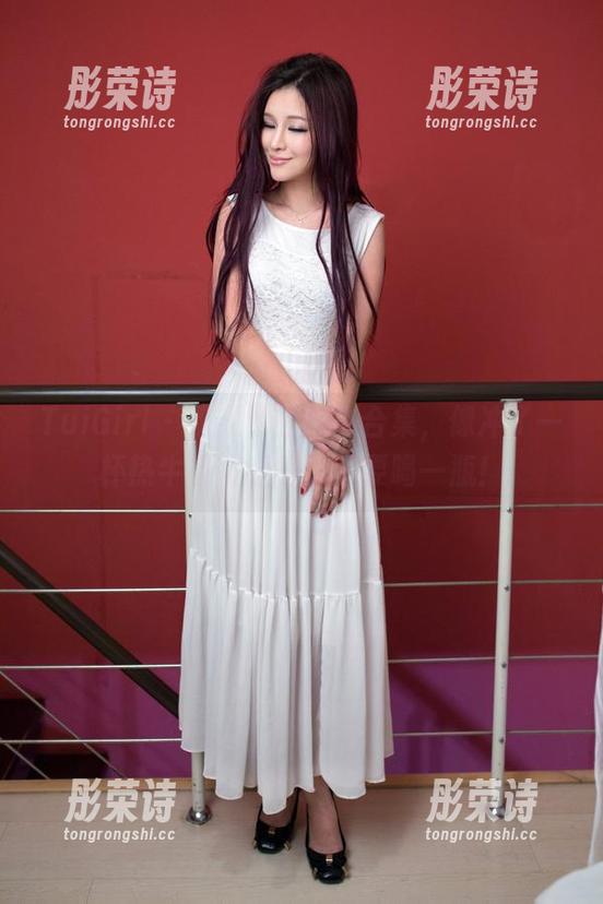 TuiGirl - 松果儿的纯白合集，像冲了一杯热牛奶暖暖的，想要喝一瓶！