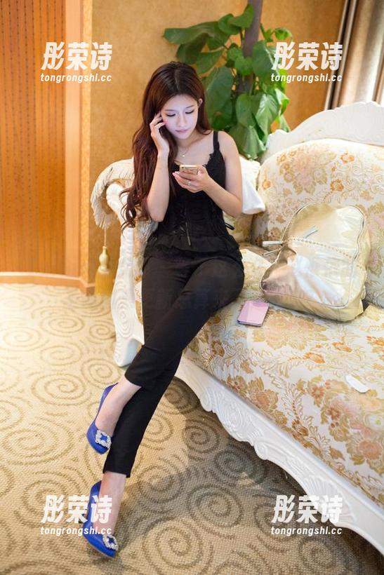 TuiGirl推女郎-赵惟依 TuiGirl推女郎 - 等了这么久,赵惟依的圣诞图集更新总算来了,约吗?