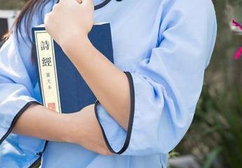 UGirls尤果网 - 分享信悦儿的白色套图，找不到形容词了