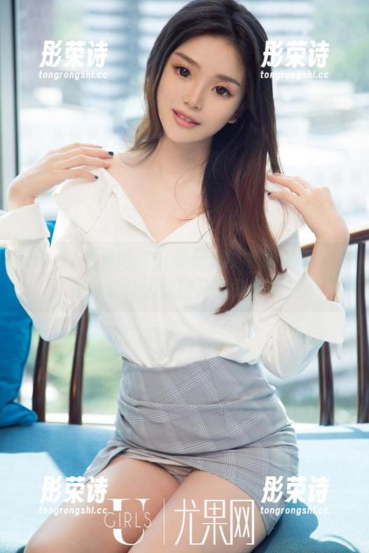 UGirls尤果网 - 在张辛苑的礼服选集中，是什么让人觉得又惊又喜呢？