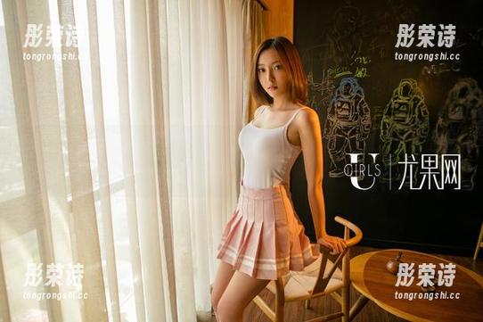 UGirls尤果网-赵伊彤 UGirls尤果网 - 从未想过,定制豹纹能让赵伊彤看起来像是动物园里的明星!