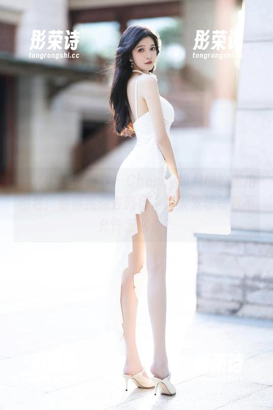 XIAOYU语画界 - Cherry绯月樱的旅拍图包：看得我想去旅行，结果发现钱包不允许怎么办？