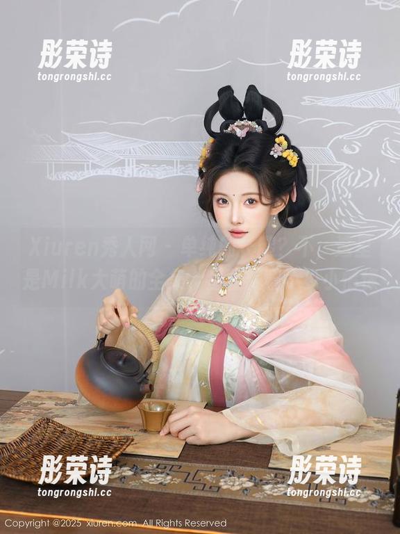 Xiuren秀人网-Milk大萌 Xiuren秀人网 - 单纯的长腿?不,这里是Milk大萌的全集,里面藏着不少小情愫