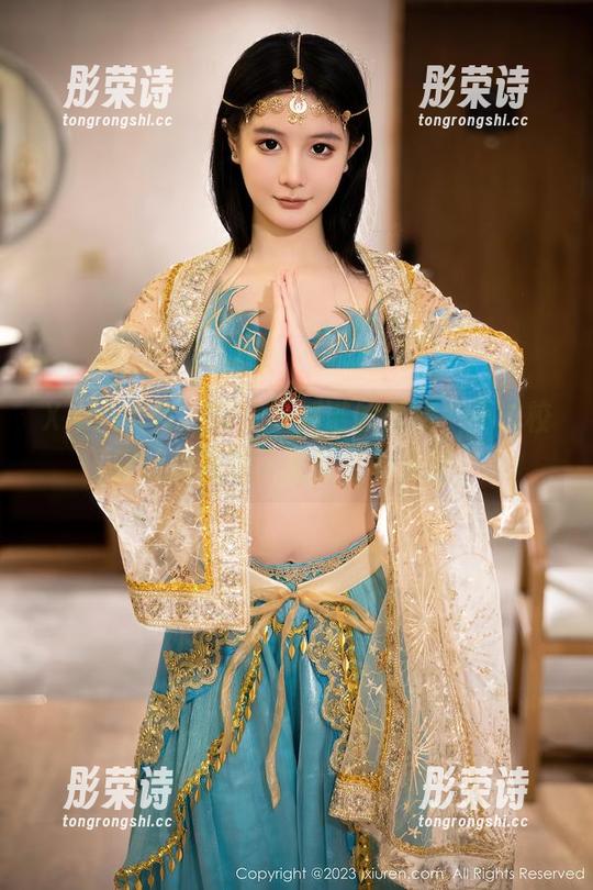 Xiuren秀人网 - 夏旖诺的原图，不过校服让我想到了某部经典漫画。