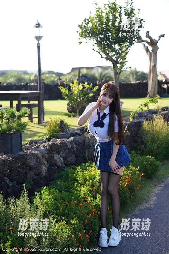 Xiuren秀人网 - 外科TEL的制服——标签上写着高清，实际上是我看到的真实美图。
