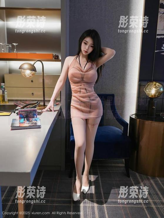 Xiuren秀人网-陶喜乐 Xiuren秀人网 - 最新照片里的陶喜乐,让你对美足的想象有了新武器!
