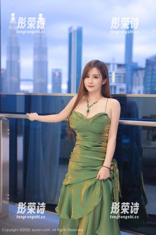 Xiuren秀人网 - 手里的原图，雨夕cy的女仆有点太撩了吧