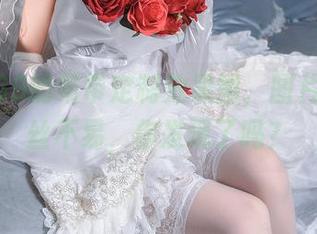 三度_69的吊带定制效果图，图片里的一丝不易，你发现了吗？