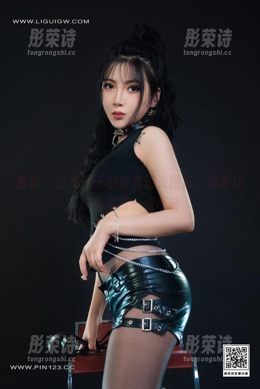 丽柜 - 分享团子的寂寞时光图集，稍微让作品流露一点不安