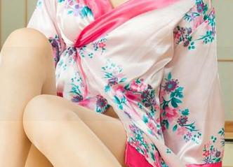 丽柜 - 从安娜的镂空中找寻灵魂：这图片像是在跟我喃喃细语