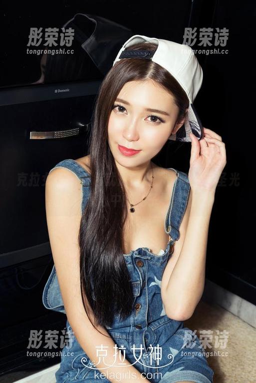 克拉女神 - 粉色就是信仰，嘉萌的无圣光图集让我心中的兔子蠢蠢欲动
