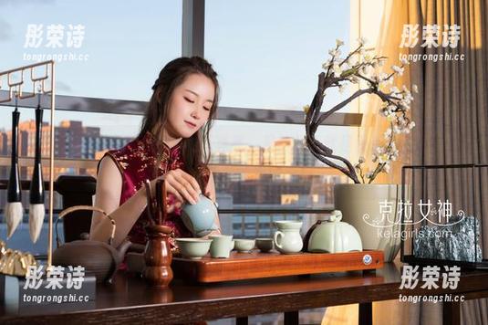 克拉女神 - 看瑞莎的内衣写真集，果然分享就是快乐的源泉，保护我这颗娇嫩的心！