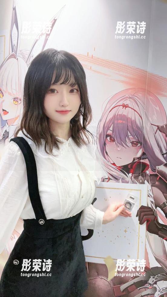 千阳快起床的小恶魔合集，下载按钮一按，似乎整个夏天的火花都能被点燃，吼吼！