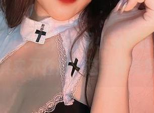 微密圈 - 可可西yyy用小黑裙挑战了“黑色其实不性感”这一传统观念