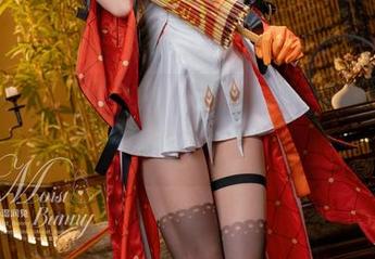 不只是高清,咬一口兔娘的御姐图包隐约带点小撩