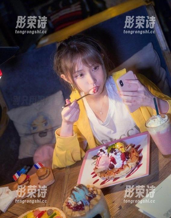 别只用眼睛看，下载在下萝莉控ii的厨娘图包，慢慢去品味。
