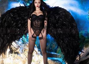 微密圈 - 当美图与写真碰撞，宋昱欣的秘书角色又有了新解读