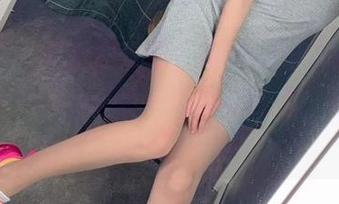 微密圈 - 从未想过的“剧情”资源合集,小仙女ELaine的一切都在这里,快来扫一扫!