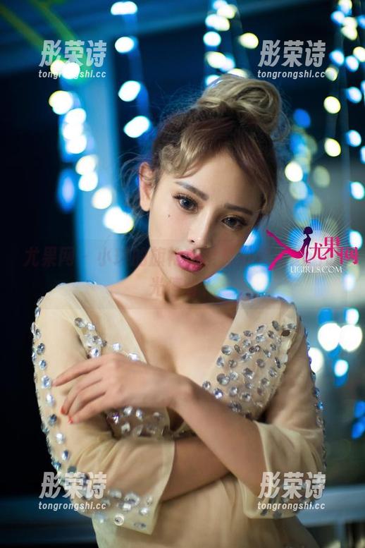 尤果网 - 小琪的旗袍，全套好像在邀请时光停留？