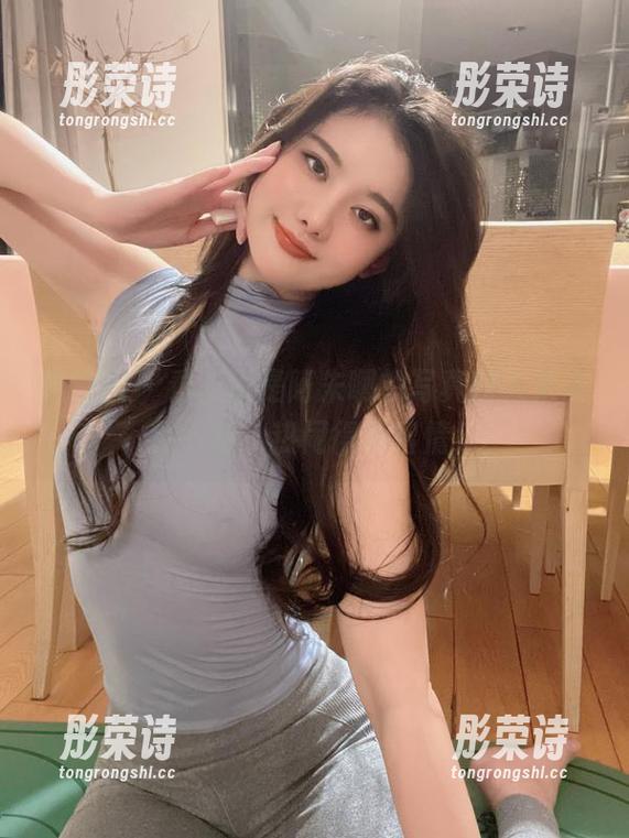 微密圈 - 看，就是阿朱啊的写真跟人来人往一样，热闹得不留情！
