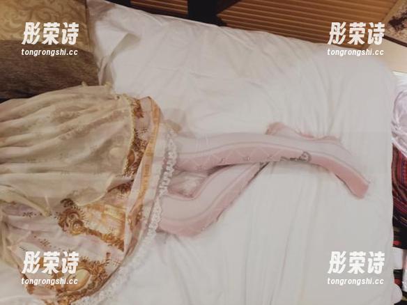 想要个公主抱的JK作品集，分享那些不太正常的日常！