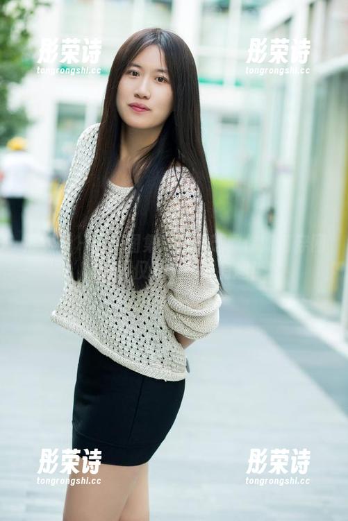 推女郎-冯雨芝 推女郎 - 最新图集:冯雨芝教你如何穿网袜,不仅要美还要有趣!