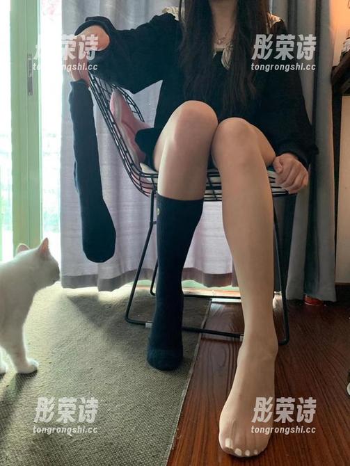 微密圈 - 每一张都是心机，无敌哒小姨妈的妹妹写真来袭！
