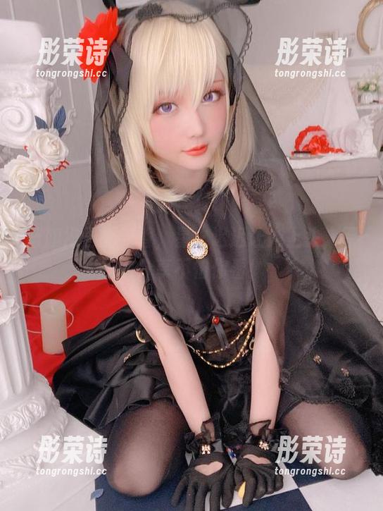 蓝旗袍里的花香，星之迟迟让人上头，原图分享不怕你看！