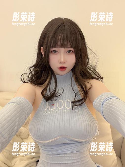 是依酱呀带来的女王气场，图集里的每一张都在发光！