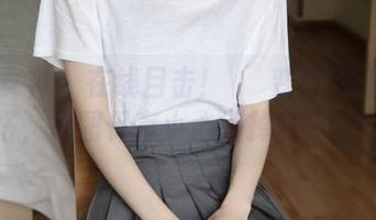 梦丝女神 - 在线目击！玥玥变身白丝洛丽塔，原图保存小心别掉进爱河！