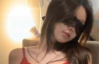 微密圈 - 非常好奇,火龙果羊在拍那组户外套图的时候,有没有被蚊子追着跑?