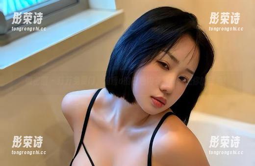 瑜瑾u 微密圈 - 打开免费门,瑜瑾u的白色内衣写真欢迎你的到来!