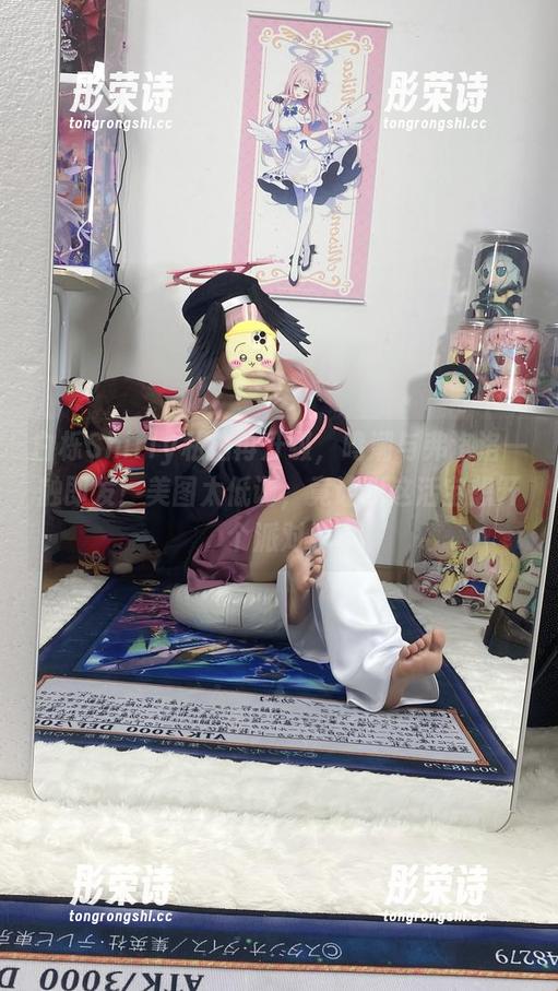 白栎Shirly私拍再升级，鸣潮与弗洛洛一触即发！美图太低调，竟让我这活宝想开个派对！