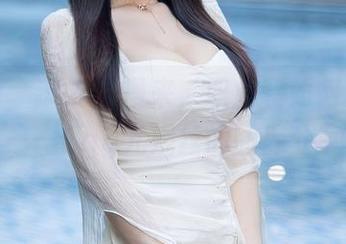 秀人网 - 节奏慢慢来,职业装如何更自由——Egg尤妮丝的图库分享