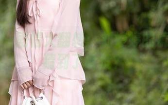 秀人网 - 剧情大翻转：刘婷婷的镜头下你猜到了啥没？