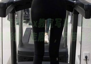 秀人网 - 奈奈Fox教室写真，仿佛教室门口有个隐形的“走廊”，只等我去探险呢