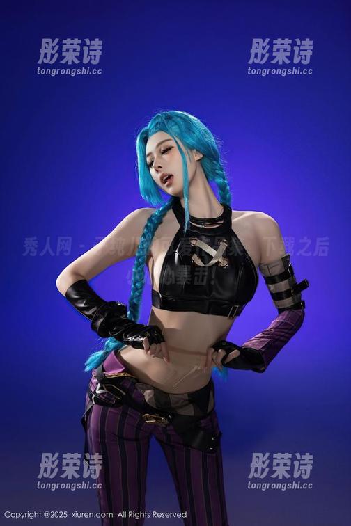 秀人网-子纯儿 秀人网 - 子纯儿的可爱作品集,下载之后小心心暴击!
