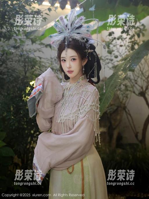 秀人网 - 恩一忙着分享她的作品，这温柔，哦，话说怎么解读？