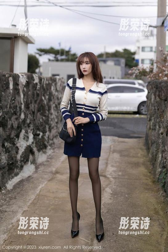 秀人网 - 晗大大Via，蕾丝写真让我怀疑自己是不是看到了新世纪的仙女，高清到灵魂都冒出几分敬畏！